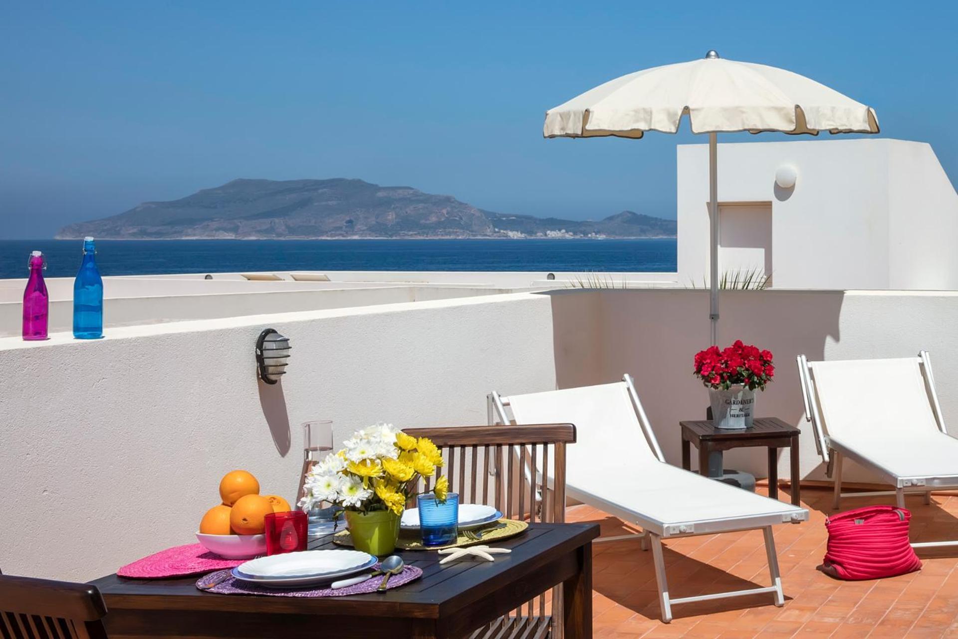 Residence Scirocco E Tramontana Favignana Exterior foto
