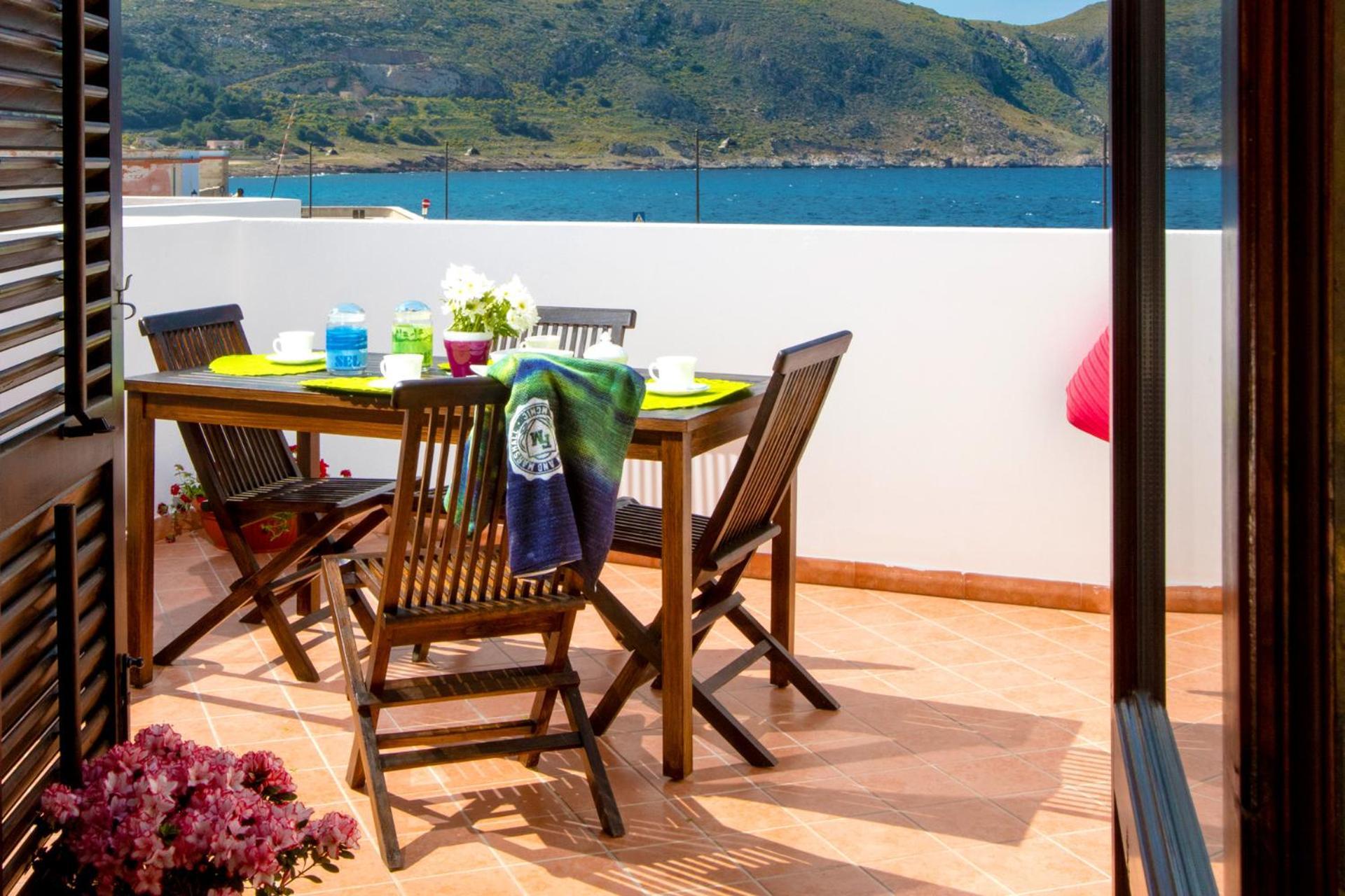 Residence Scirocco E Tramontana Favignana Exterior foto