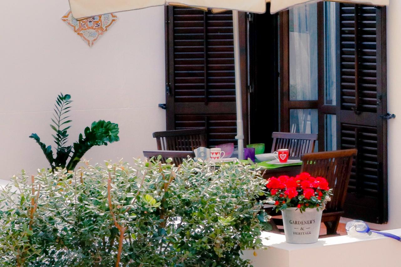 Residence Scirocco E Tramontana Favignana Exterior foto